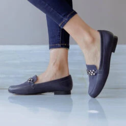 CARINA - Marino Regina Romero Zapato Mocasin De Piso Para Dama En Piel -Reginaromero Tienda de ventas Regina Romero Zapato Mocasin Carina Piel Marino