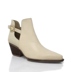 BLAKE 60 - Arena Regina Romero Zapato Bota Botin Tacon Bajo Para Dama En Piel -Reginaromero Tienda de ventas Regina Romero bota botin Blake latte piel 3