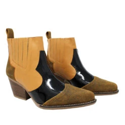 MADDIE 60 Edicion Limitada - Charol Negro Y Miel Regina Romero Zapato Bota Botin Tacon Bajo Para Dama En Piel -Reginaromero Tienda de ventas Regina Romero bota botin Maddie miel charol negro 6