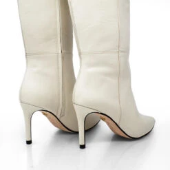 MITZY 75 - Latte Regina Romero Zapato Bota Larga Tacon Alto Para Dama En Piel -Reginaromero Tienda de ventas Regina Romero bota botin Mitzy latte piel 7