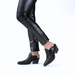 TRACY 60 - Negro Regina Romero Zapato Zapatilla Tacon Bajo Para Dama En Piel -Reginaromero Tienda de ventas Regina Romero bota botin Tracy negro piel 12