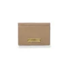 BLISS - Beige Regina Romero Accesorio Tarjetero Para Dama En Piel