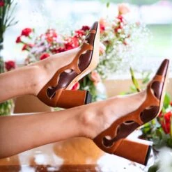 AURORA 75 - Cafe Regina Romero Zapato Zapatilla Tacon Alto Para Dama En Piel -Reginaromero Tienda de ventas Regina Romero zapatilla Aurora cafe piel 08