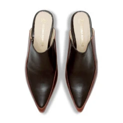 MONTE CARLO 50 - Tan Y Negro Regina Romero Zapato Zapatilla Tacon Bajo Para Dama En Piel -Reginaromero Tienda de ventas Regina Romero zapatilla mule Montecarlo cafe negro piel 2