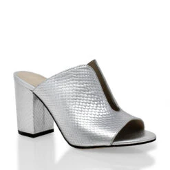 PELTZ 75 - Plata Regina Romero Zapato Sandalia Zapatilla Tacon Alto Para Dama En Piel 15 PELTZ 75 - Plata Regina Romero Zapato Sandalia Zapatilla Tacon Alto Para Dama En Piel -Reginaromero Tienda de ventas Regina Romero zapatilla mule Peltz lizard plata piel 3