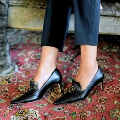 LONDON 60 - Negro Regina Romero Zapato Zapatilla Tacon Bajo Para Dama En Piel -Reginaromero Tienda de ventas Regina Romero zapatilla pump London negro piel 07