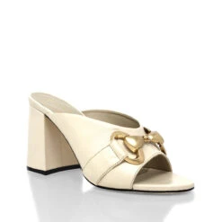 BASS 75 - Latte Regina Romero Zapato Sandalia Zapatilla Tacon Alto Para Dama En Piel -Reginaromero Tienda de ventas Regina Romero zapatilla sandalia mule Bass blanco piel 3