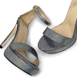 LAURA 125 - Glitter Plata Regina Romero Zapato Sandalia Plataforma Tacon Alto Para Dama En Piel 21 LAURA 125 - Glitter Plata Regina Romero Zapato Sandalia Plataforma Tacon Alto Para Dama En Piel -Reginaromero Tienda de ventas Regina Romero zapatilla sandalia plataforma Laura plata piel 8
