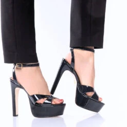 NINA 135 - Charol Marino Regina Romero Zapato Sandalia Plataforma Tacon Alto Para Dama En Piel -Reginaromero Tienda de ventas Regina Romero zapatilla sandalia plataforma Nina marino charol 11