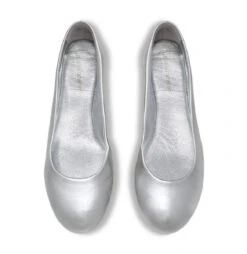 IZAR - Plata Regina Romero Zapato Flat Balerina De Piso Para Dama En Piel 11 IZAR - Plata Regina Romero Zapato Flat Balerina De Piso Para Dama En Piel -Reginaromero Tienda de ventas Regina Romero zapato flat Izar plata piel 2