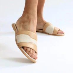 COCO - Vainilla Y Latte Regina Romero Zapato Sandalia De Piso Para Dama En Piel -Reginaromero Tienda de ventas Regina Romero zapato flat mule de piso Coco vainilla latte piel 12