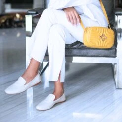 REBECA - Latte Regina Romero Zapato Mocasin De Piso Para Dama En Piel -Reginaromero Tienda de ventas Regina Romero zapato mocasin Rebecca latte piel 09