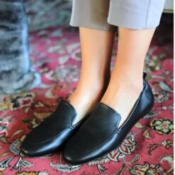 REBECA - Negro Regina Romero Zapato Mocasin De Piso Para Dama En Piel 9 REBECA - Negro Regina Romero Zapato Mocasin De Piso Para Dama En Piel -Reginaromero Tienda de ventas Regina Romero zapato mocasin Rebecca negro piel 07