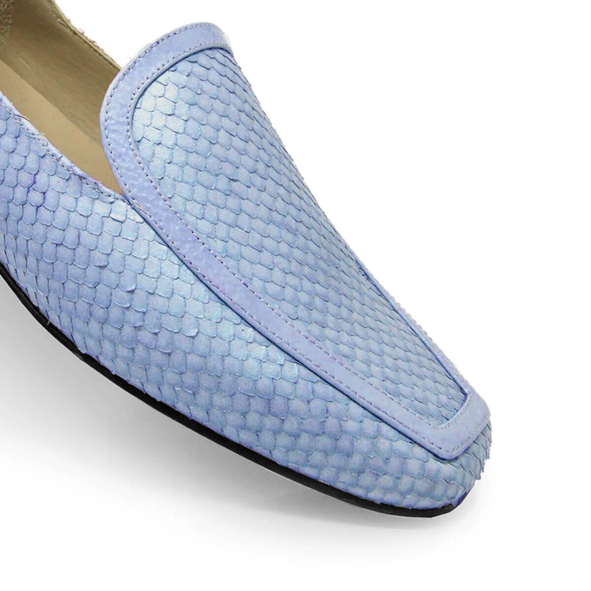 CORA - Azul Claro Regina Romero Zapato Mocasin De Piso Para Dama En Piel 7 CORA - Azul Claro Regina Romero Zapato Mocasin De Piso Para Dama En Piel - Imagen 7