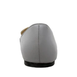 LUA - Gris Regina Romero Zapato Mocasin De Piso Para Dama En Piel -Reginaromero Tienda de ventas Regina Romero zapato mocasin de piso Lua gris piel 4