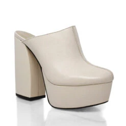SUZETTE 135 - Latte Regina Romero Zapato Plataforma Tacon Alto Para Dama En Piel -Reginaromero Tienda de ventas Regina Romero zapato mule plataforma Suzette latte piel 3