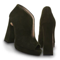 ZAIS 125 - Ante Verde Regina Romero Zapato Sandalia Plataforma Tacon Alto Para Dama En Piel 13 ZAIS 125 - Ante Verde Regina Romero Zapato Sandalia Plataforma Tacon Alto Para Dama En Piel -Reginaromero Tienda de ventas Regina Romero zapato plataforma Zais ante olivo 7