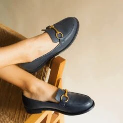 JUDY - Marino Regina Romero Zapato Mocasin De Piso Para Dama En Piel 8 JUDY - Marino Regina Romero Zapato Mocasin De Piso Para Dama En Piel -Reginaromero Tienda de ventas mocasines judy marino regina romero lifestyle 2