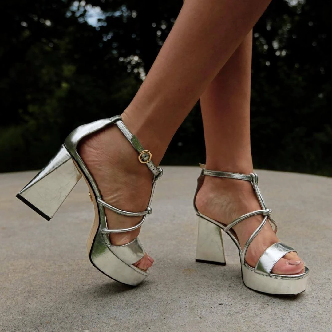 CALIPSO 95 - Plata Regina Romero Zapato Sandalia Plataforma Tacon Alto Para Dama En Piel 2 CALIPSO 95 - Plata Regina Romero Zapato Sandalia Plataforma Tacon Alto Para Dama En Piel - Imagen 2