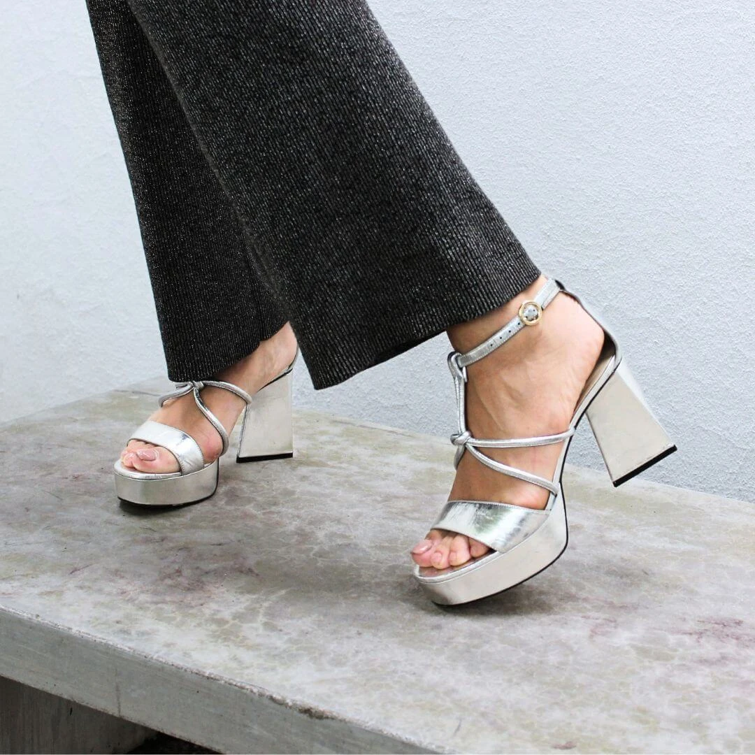 CALIPSO 95 - Plata Regina Romero Zapato Sandalia Plataforma Tacon Alto Para Dama En Piel 3 CALIPSO 95 - Plata Regina Romero Zapato Sandalia Plataforma Tacon Alto Para Dama En Piel - Imagen 3