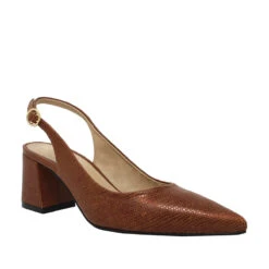 TANIA 50 - Nuez Regina Romero Zapato Zapatilla Tacon Bajo Para Dama En Piel -Reginaromero Tienda de ventas zapatillas tania cafe regina romero 3 4